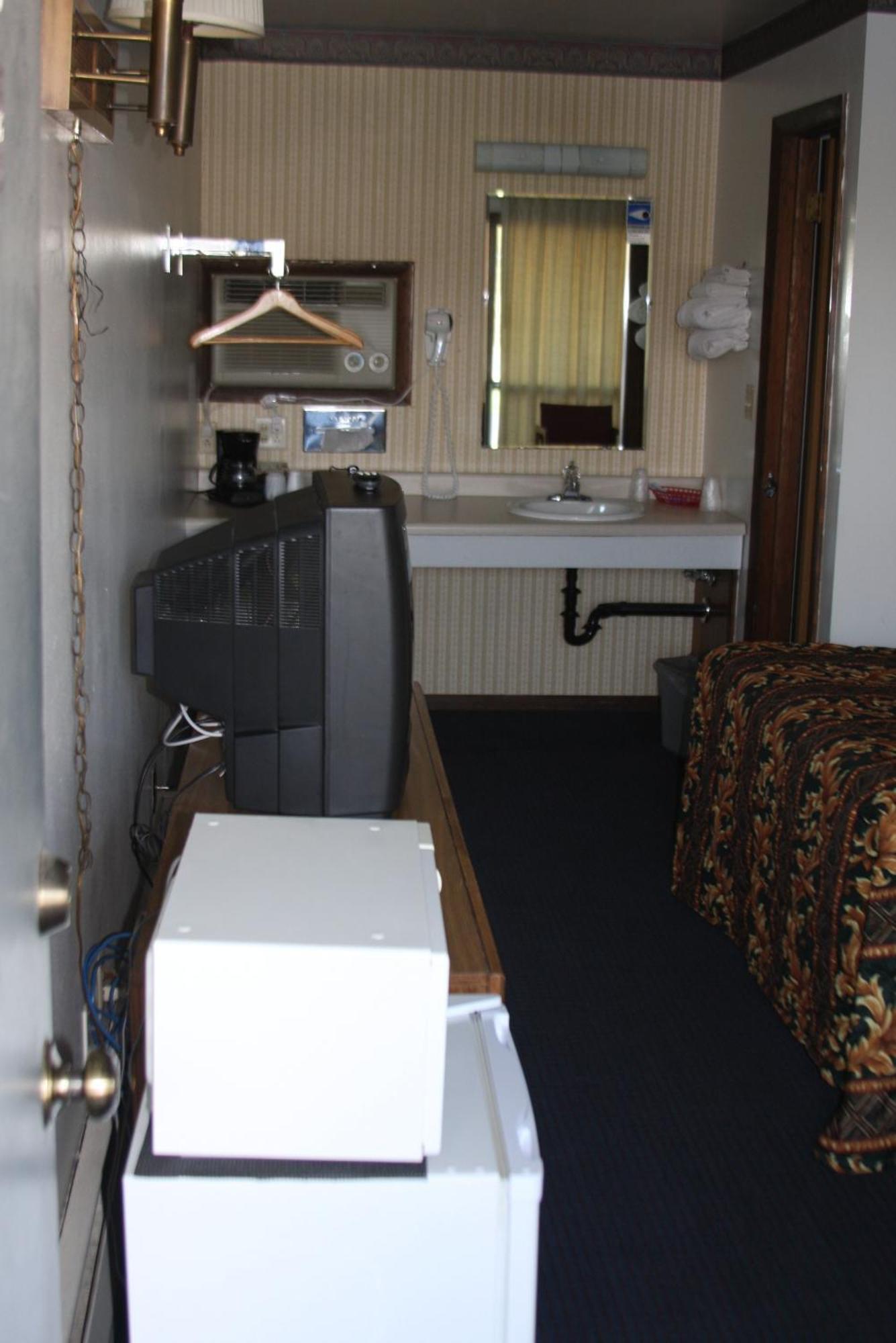 Viking Jr. Motel Saint Peter Bagian luar foto