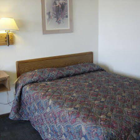 Viking Jr. Motel Saint Peter Ruang foto